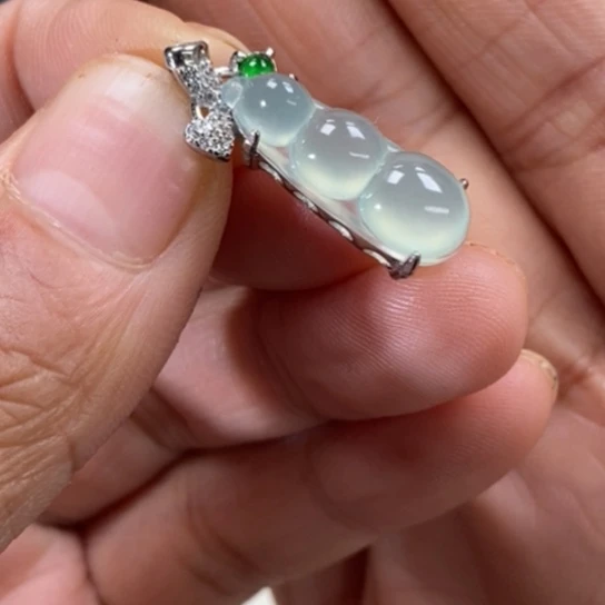 翡翠银S925镶嵌颈饰吊坠