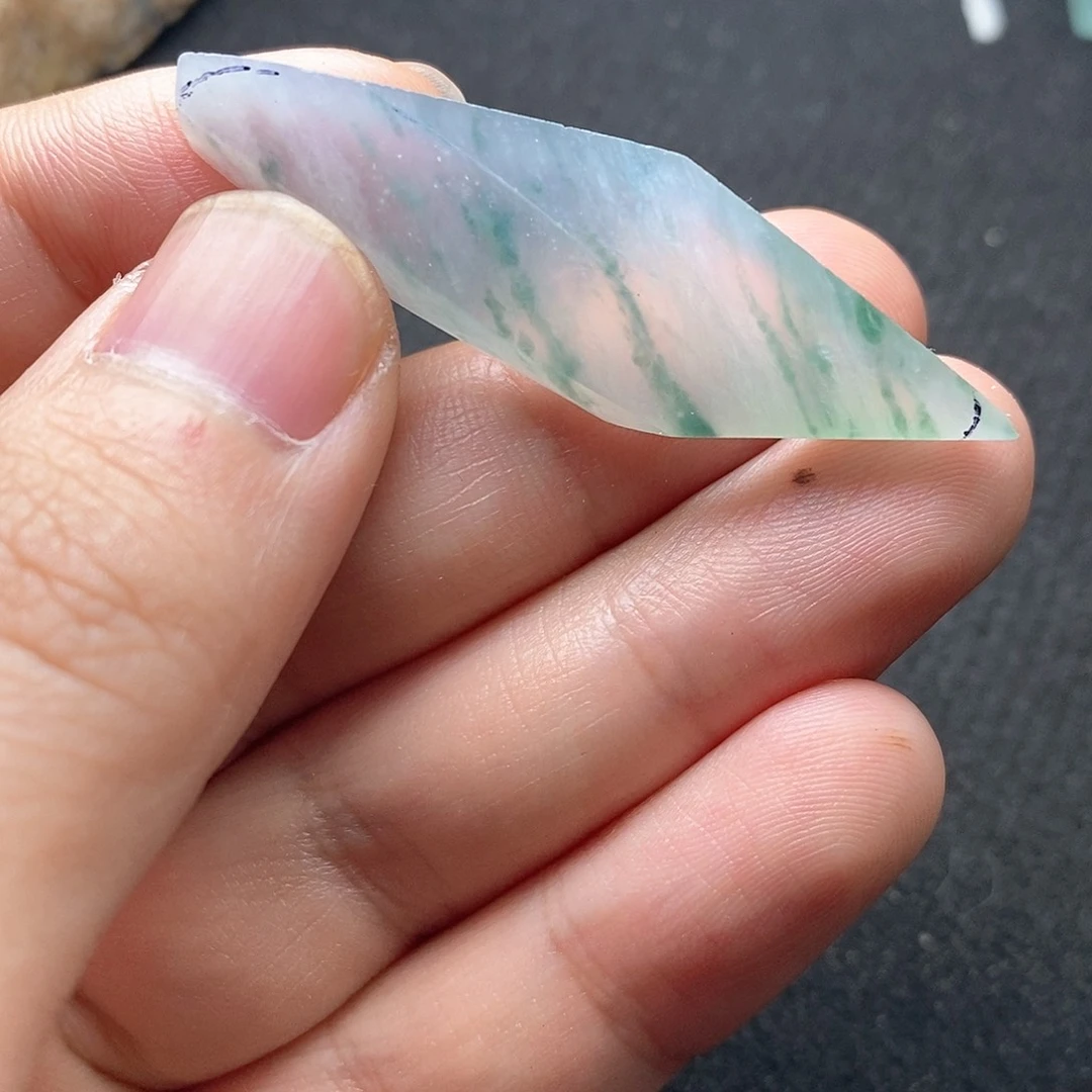 【闪购商品】翡翠未镶嵌颈饰定制