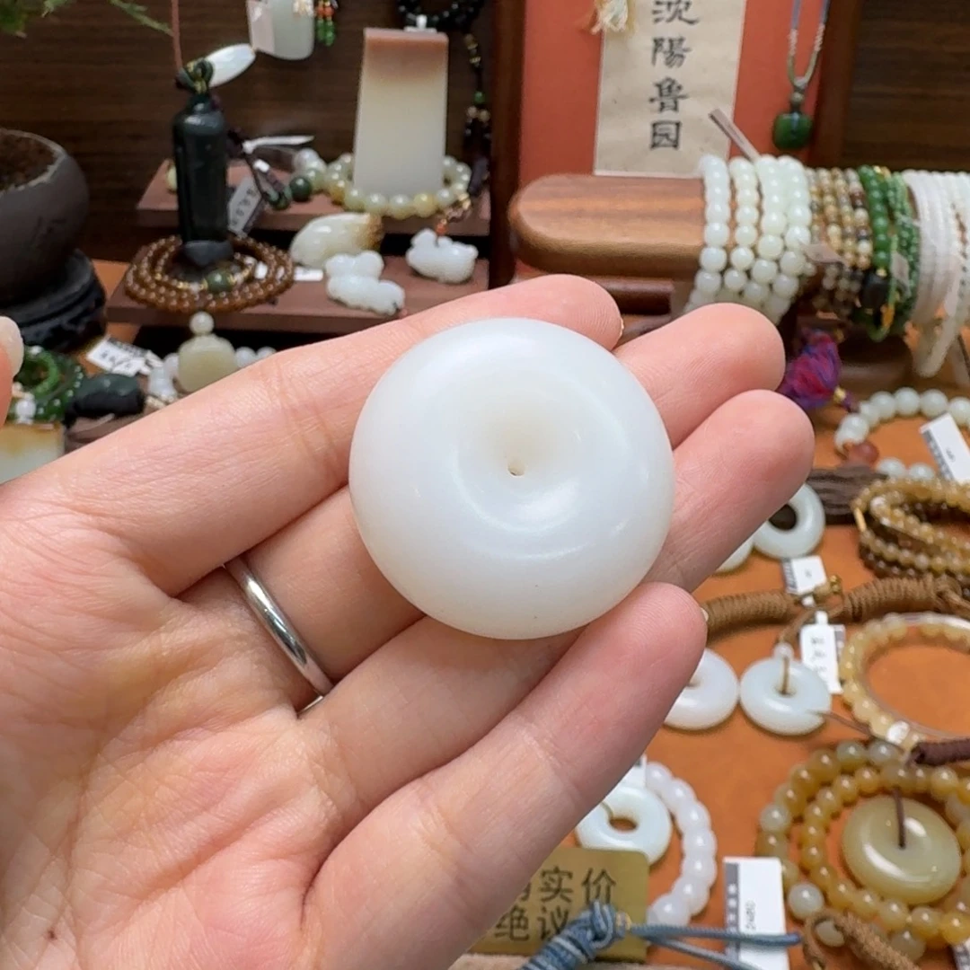 和田玉（糖玉）未镶嵌手链