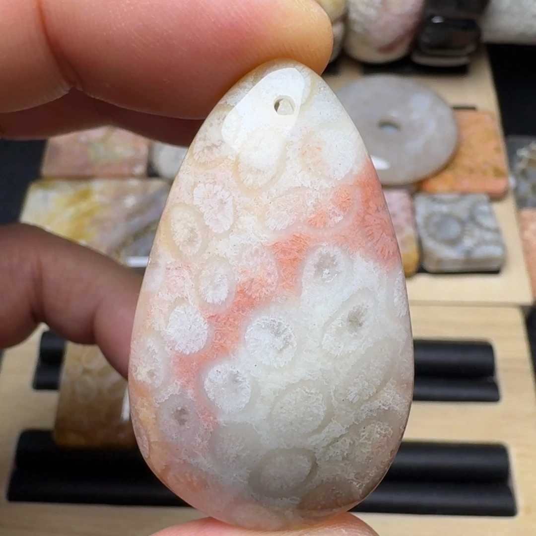 硅化玉未镶嵌纯天然色有机玉石保真色