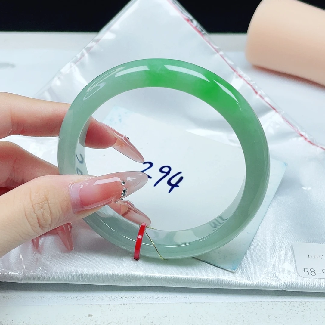 翡翠未镶嵌手镯58