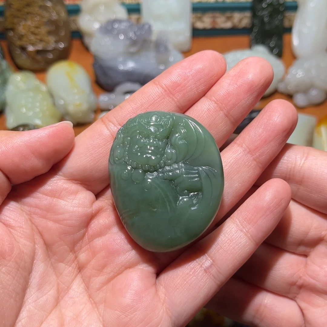 未镶嵌和田玉挂件麦****堡