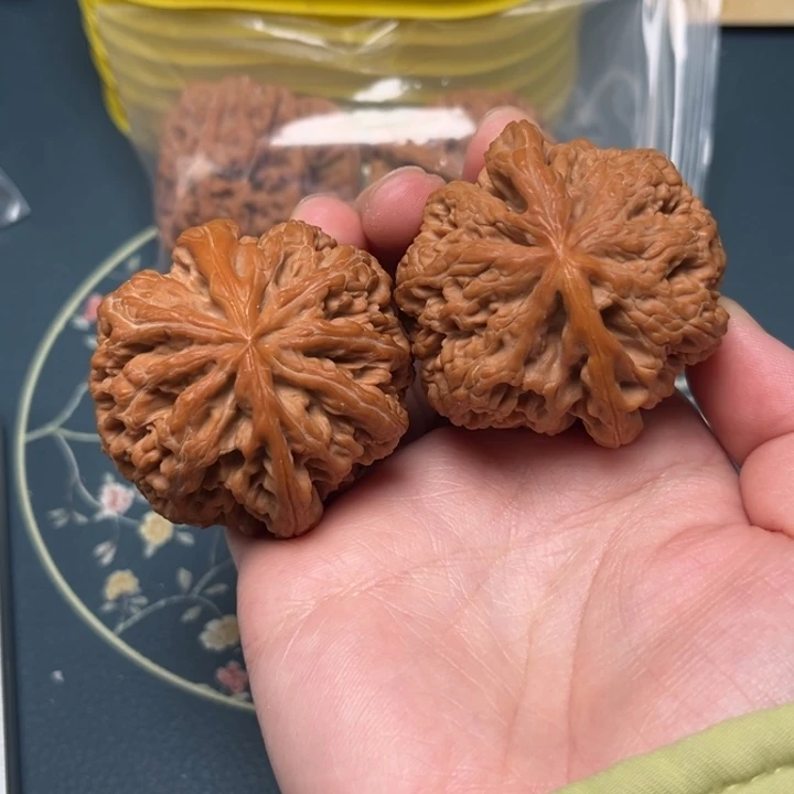 文玩核桃把件45-32990-05