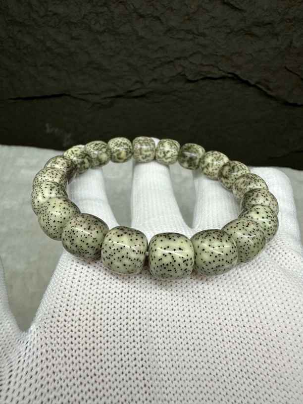 12.4 x11.4海南星月菩提青花大眼睛小细星单圈手串