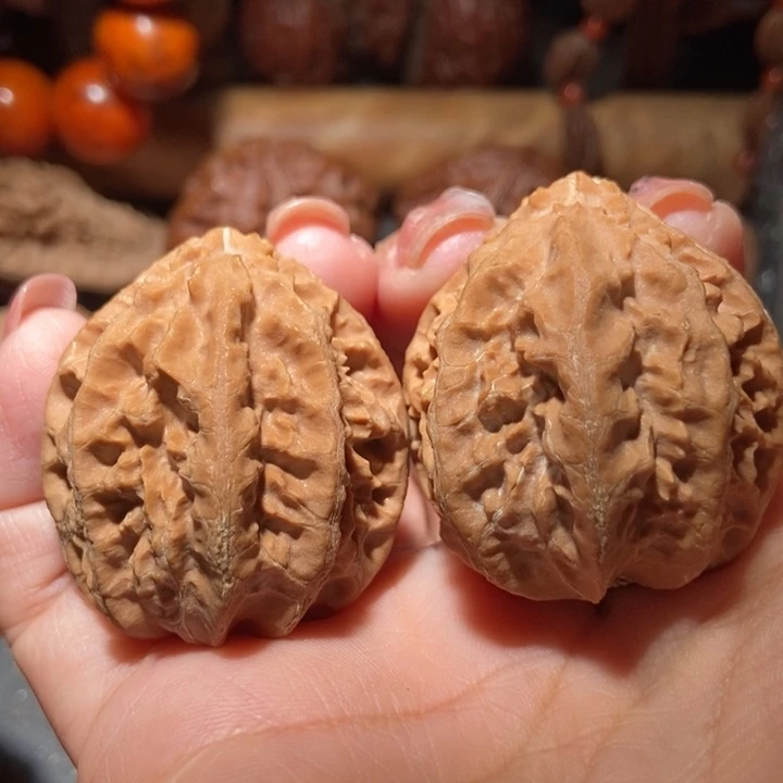 把件文玩核桃东北楸子小雪32