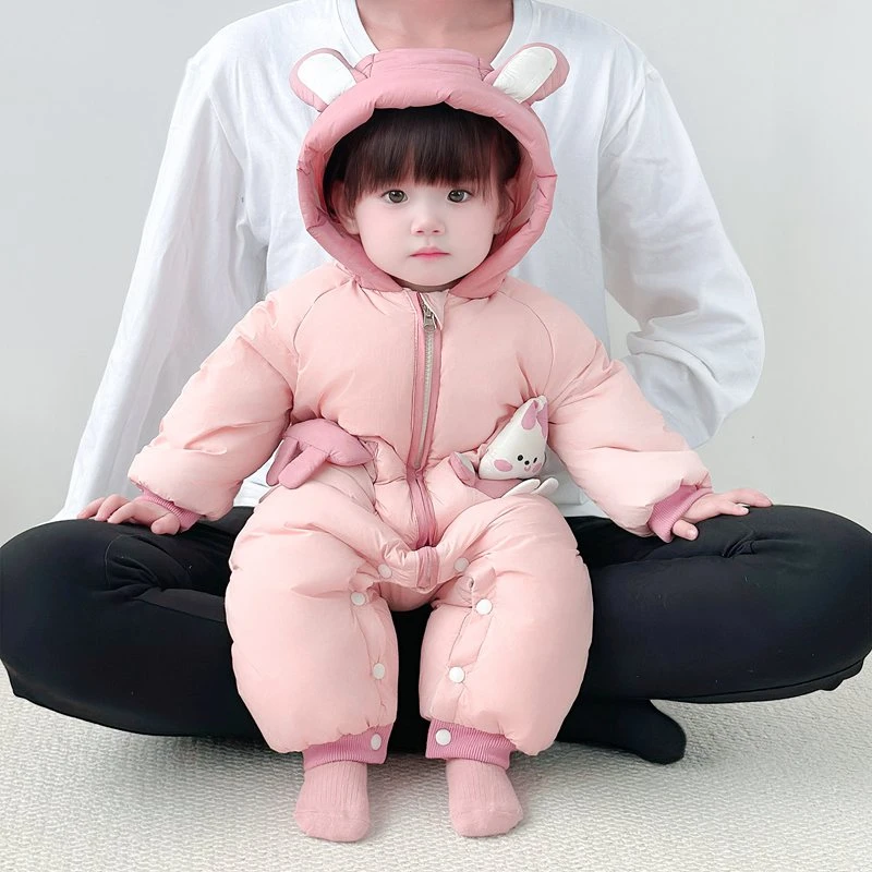 冬季羽绒连体衣新生儿保暖哈衣男女宝宝白鸭绒加绒外出服婴儿爬服