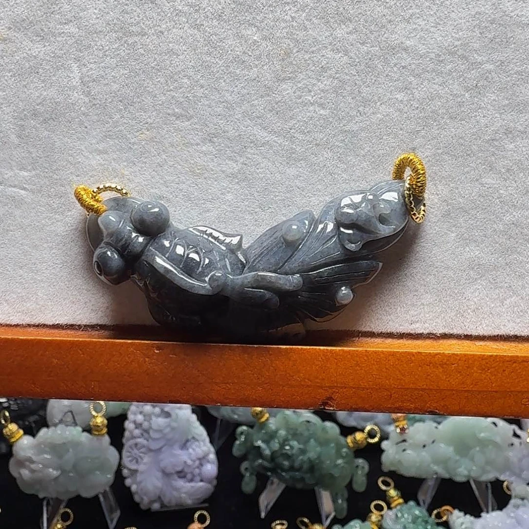 吊坠(赠链)未镶嵌翡翠