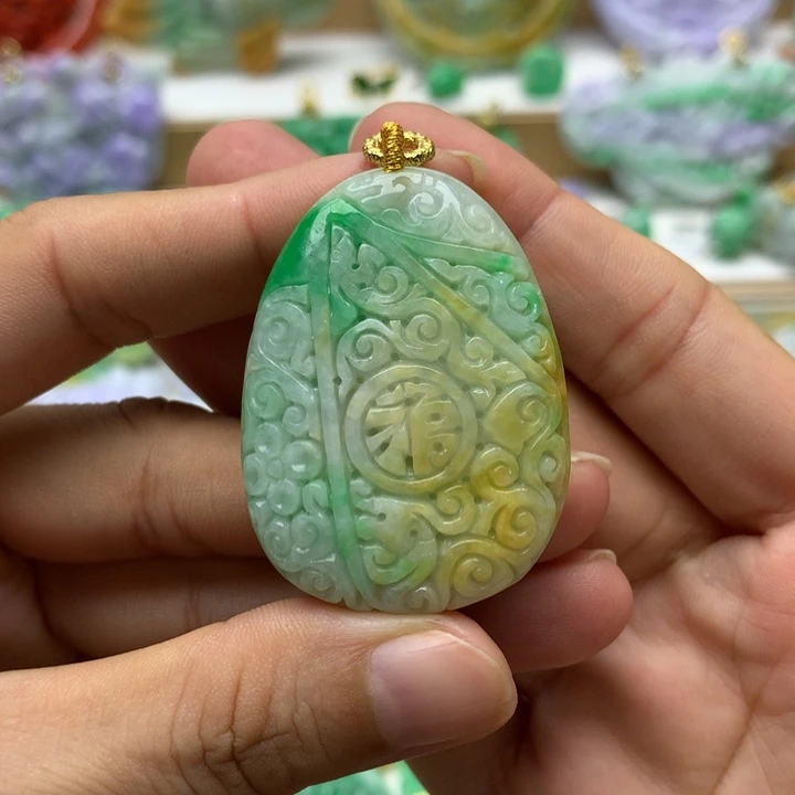 颈饰未镶嵌翡翠翡翠