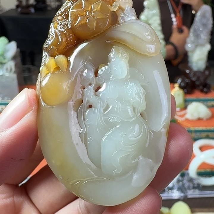 颈饰未镶嵌和田玉