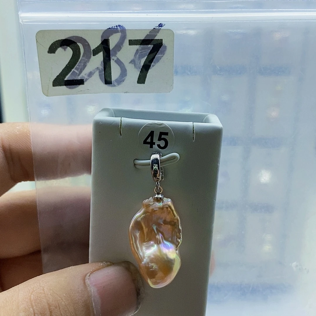 颈饰合金淡水珍珠