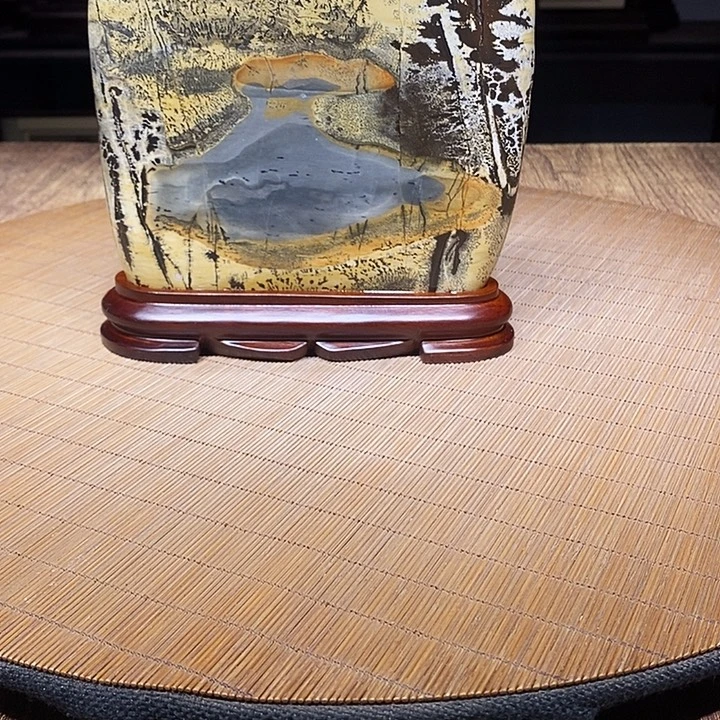 香榧木广西柳州国画石头