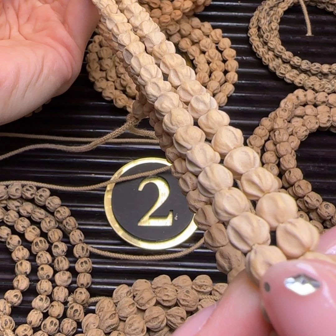 柏香籽/百香籽吊坠西****云