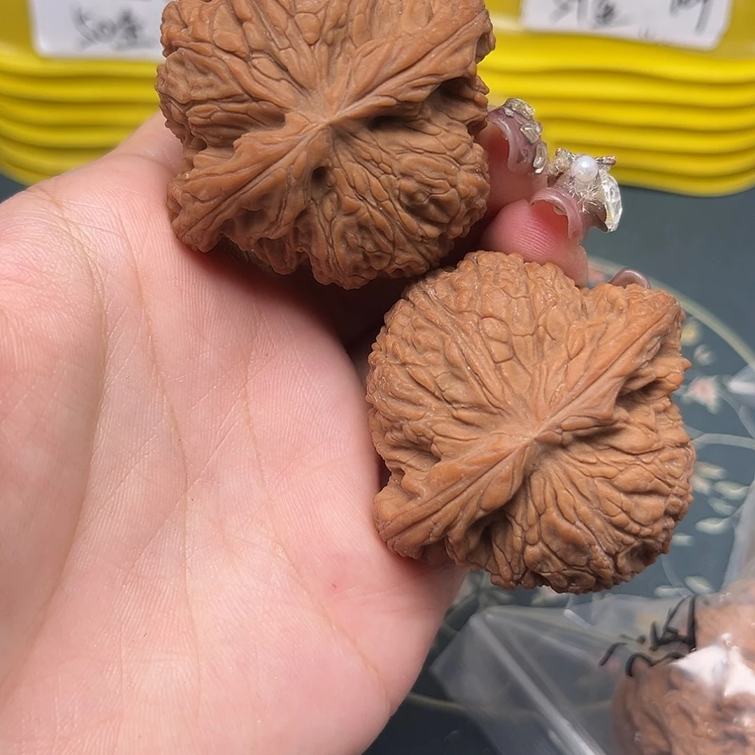 野***翔把件文玩核桃50-3816-02