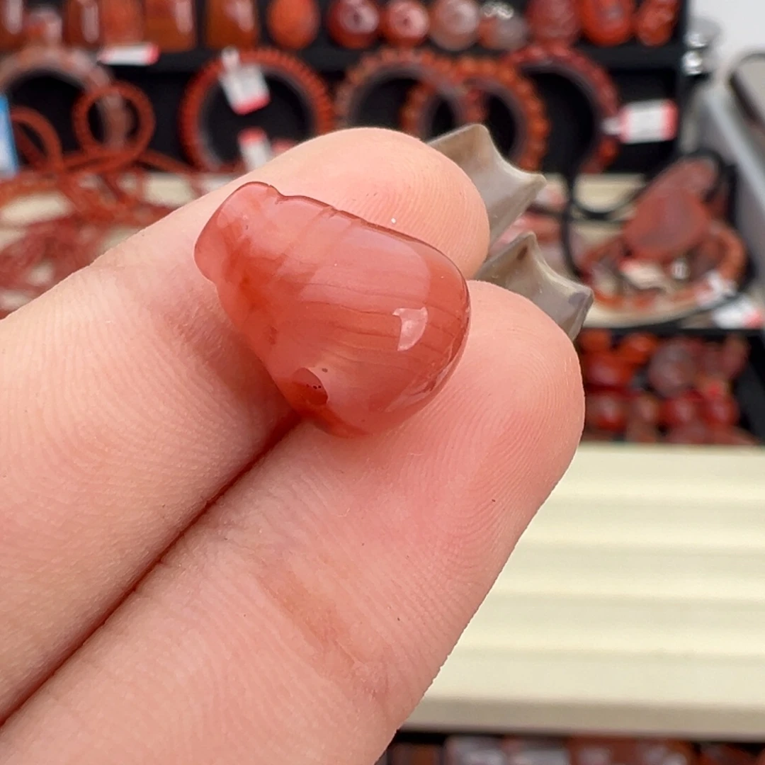 南红玛瑙未镶嵌颈饰三通