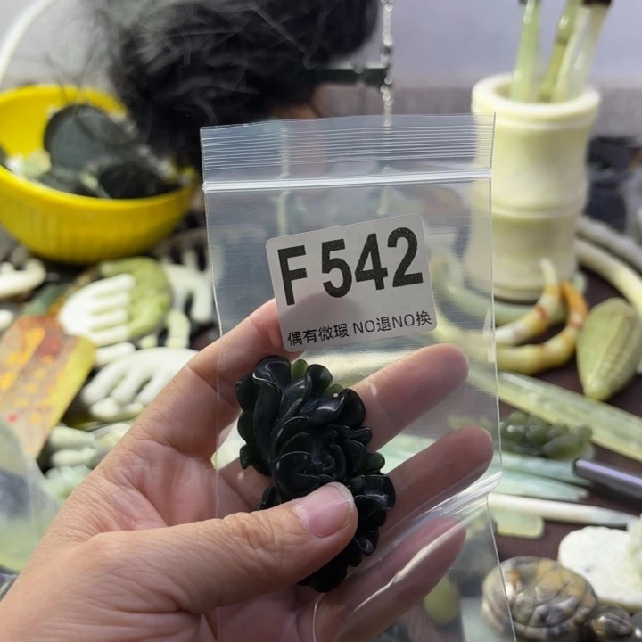 蛇纹石玉发饰合金高*成