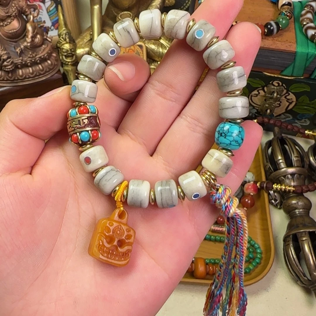 大叶紫檀（黑酸枝木类）容****.