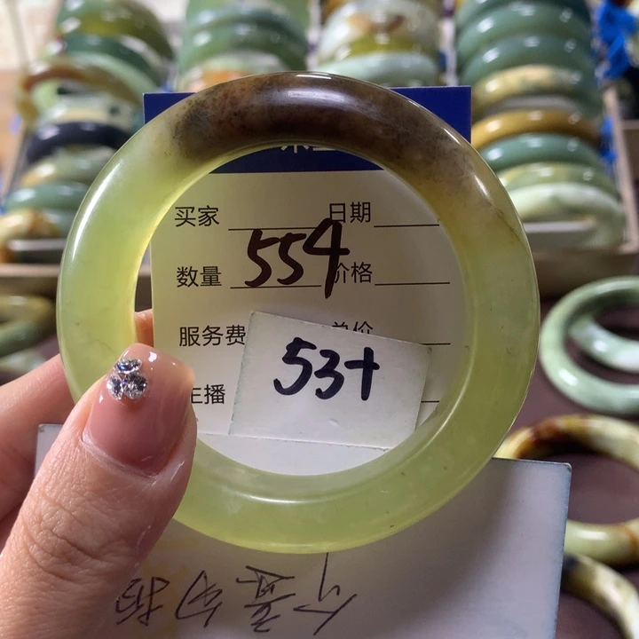 蛇纹石玉未镶嵌手镯554