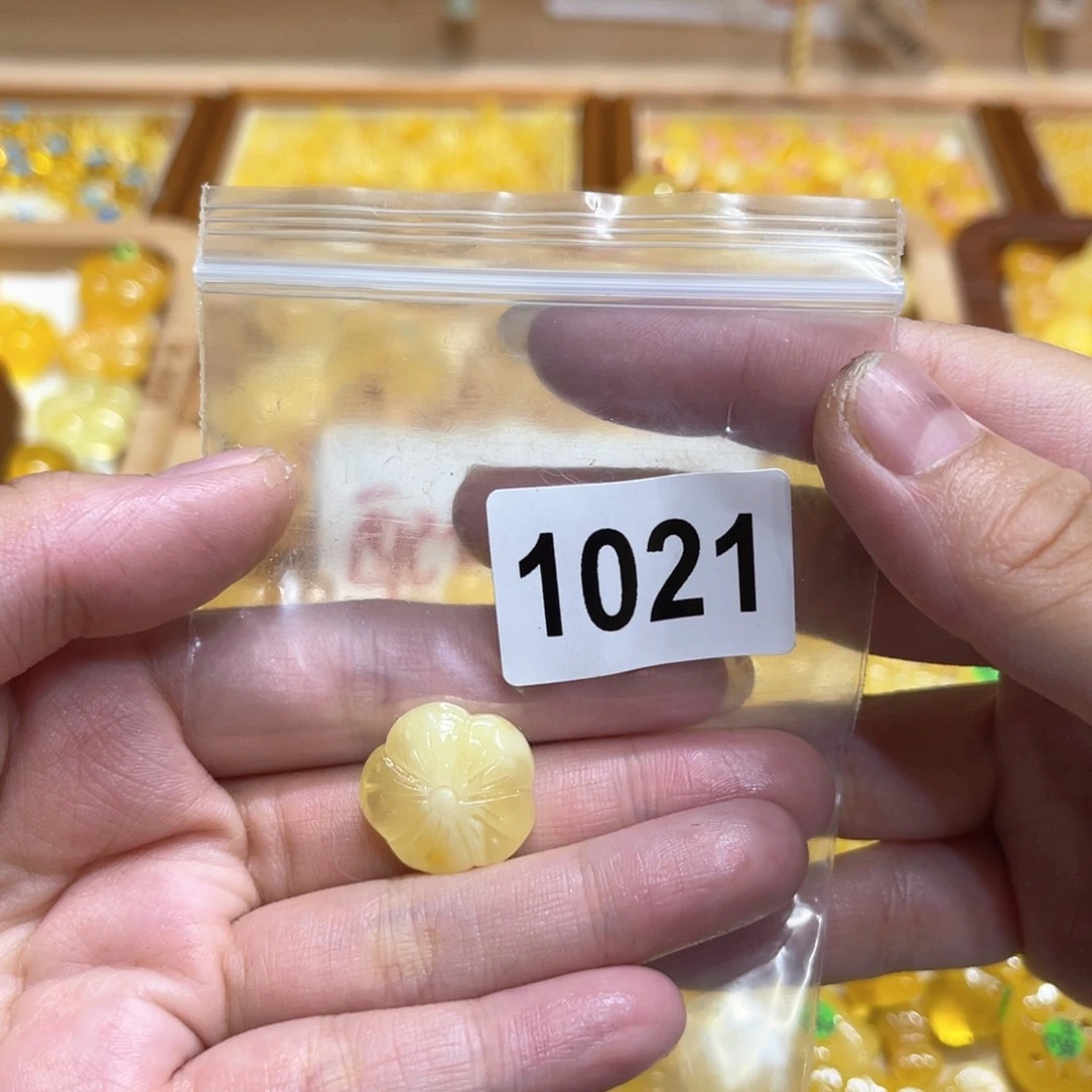 未镶嵌毛衣链琥珀蜜蜡