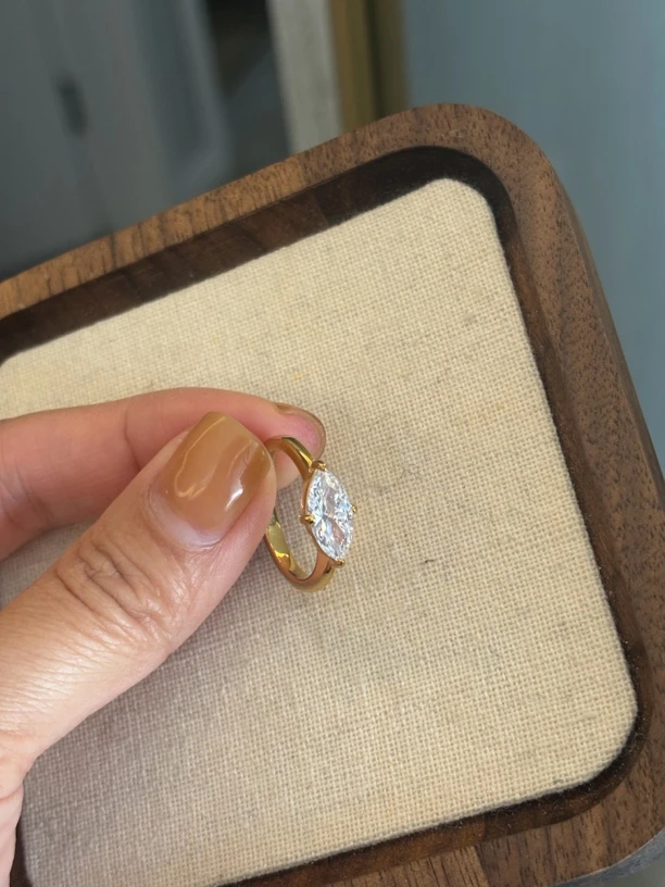 钛钢戒指 人鱼之泪戒指叠戴ins风排钻食指轻奢小众