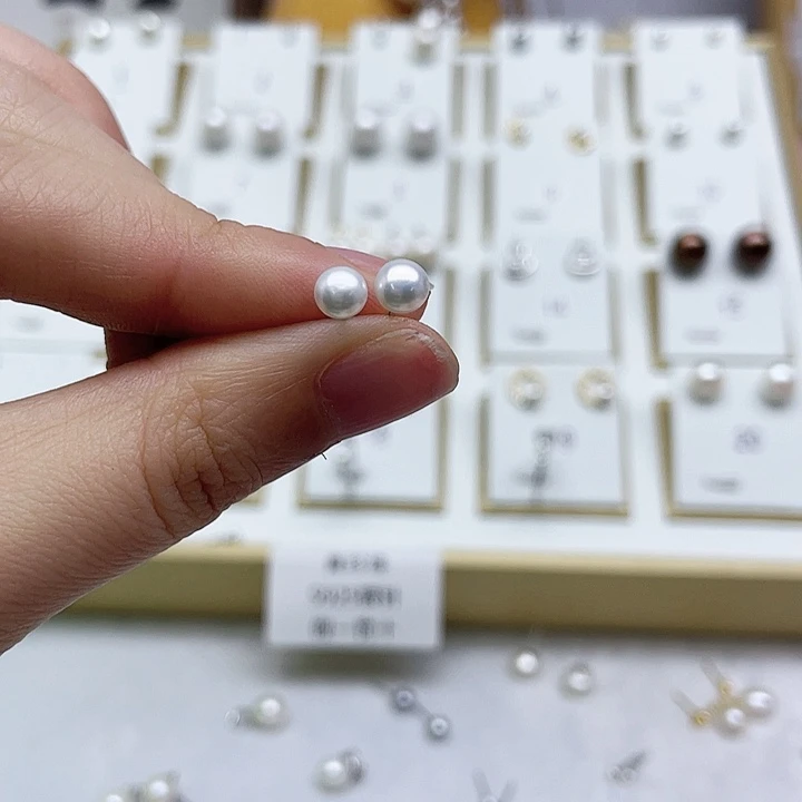 淡水珍珠耳饰银S925镶嵌临****妆