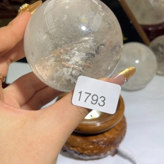 【闪购商品】水晶大型摆件（非配饰）未镶嵌艺***?