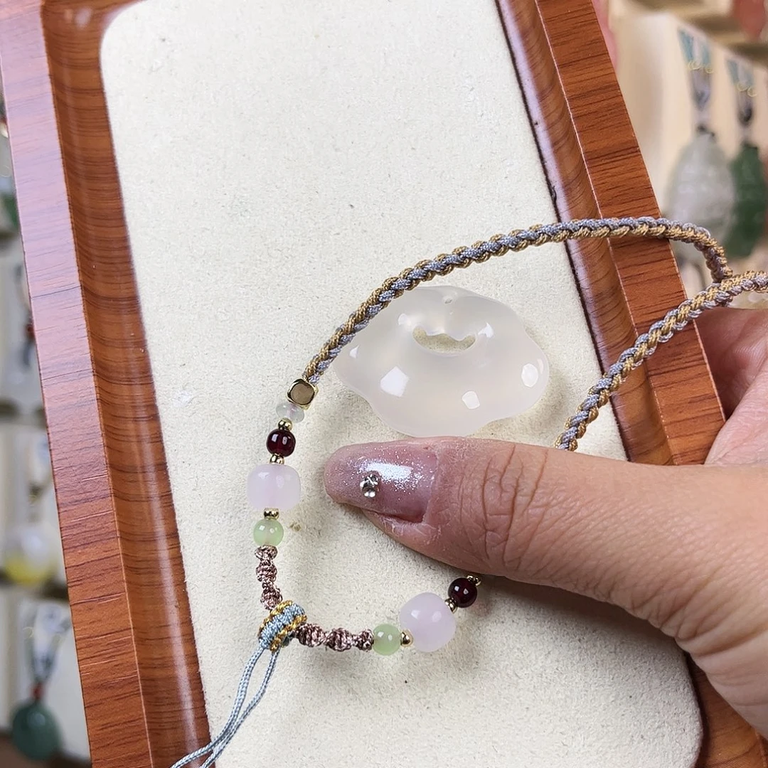 玛瑙/玉髓未镶嵌颈饰