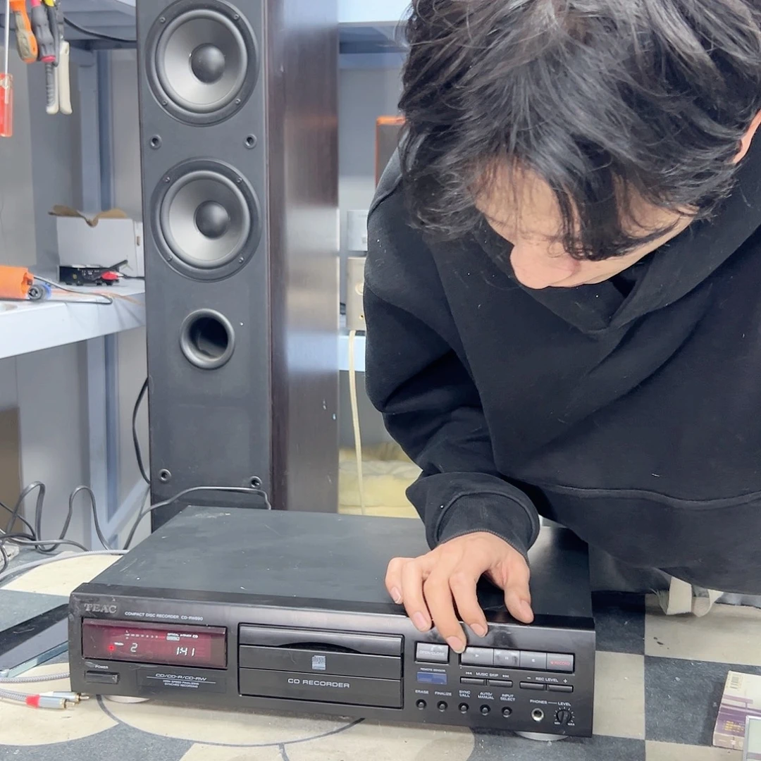 8新yeac890CD机二手不包邮