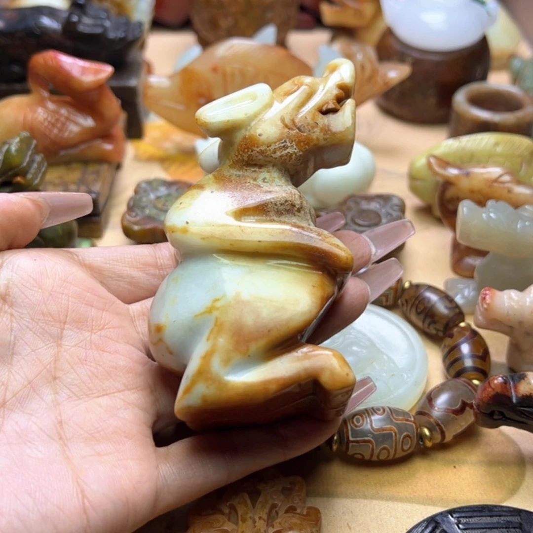 【闪购商品】蛇纹石玉颈饰未镶嵌