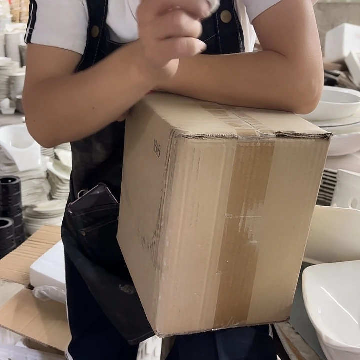 碟777 工厂库存微瑕产品