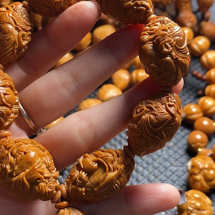 吊坠橄榄核整身钟馗