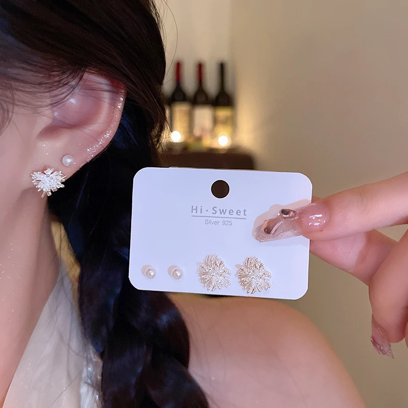 铜合金锆石耳饰 镀烟花耳钉女轻奢小众高级感精致蒲公英耳环耳饰