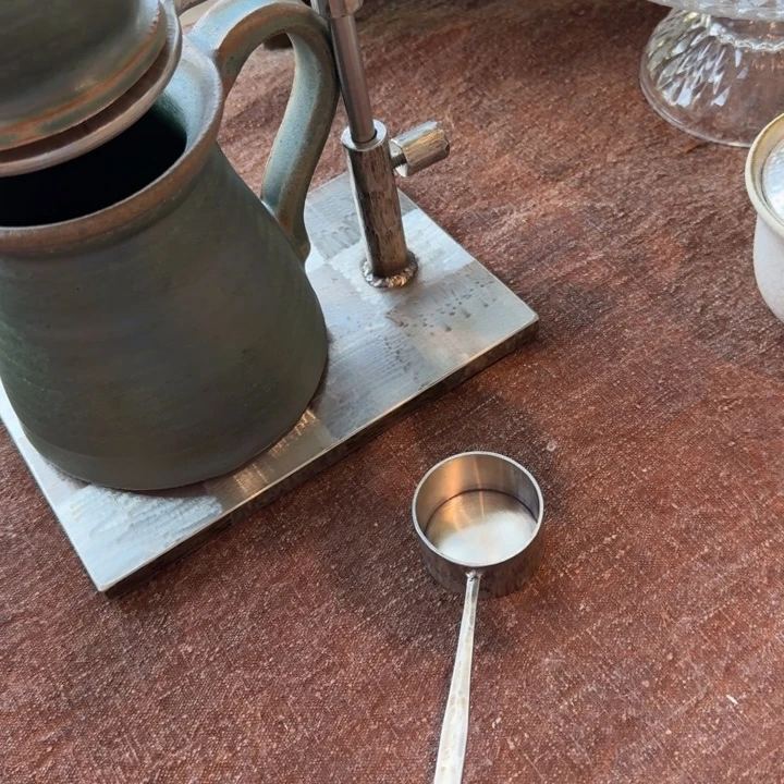 022053853083308639000