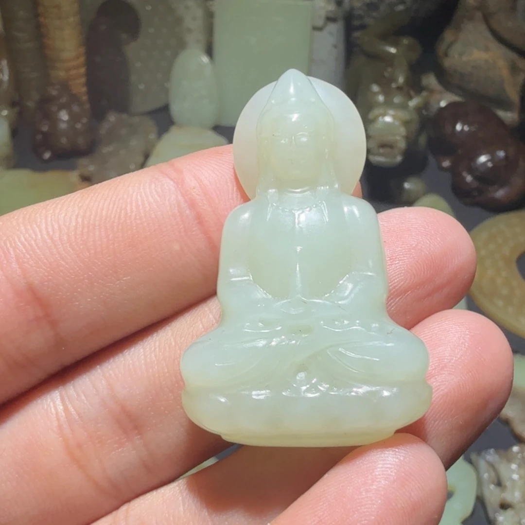 未镶嵌和田玉（糖玉）挂件树*?