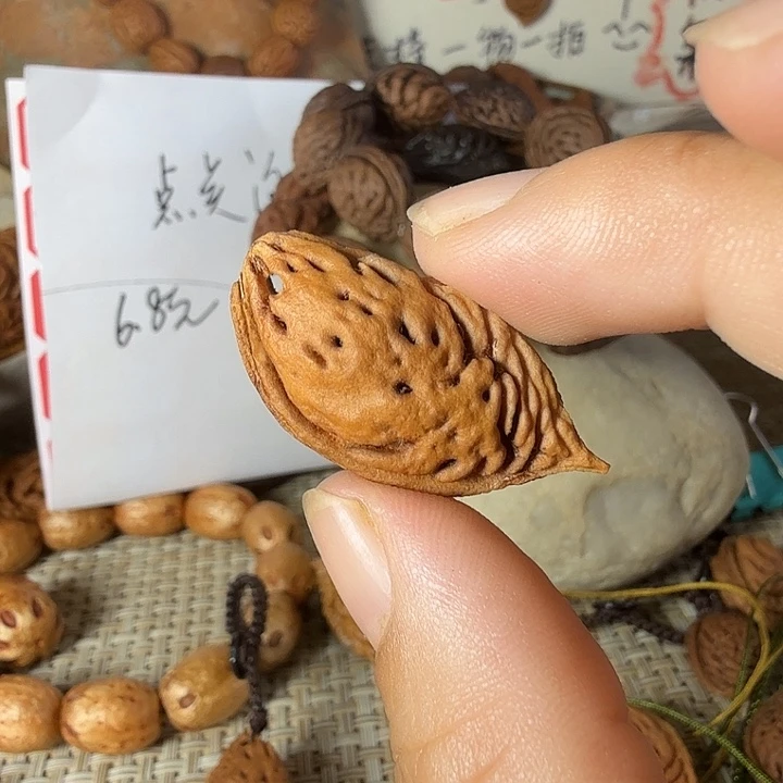桃核吊坠野生毛桃核原核鱼型桃枭