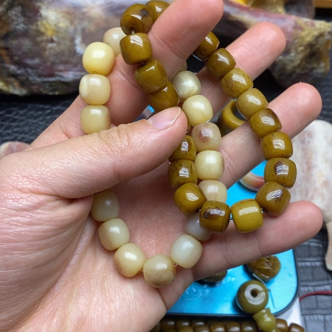 锲***舍两条卡11手串一个小