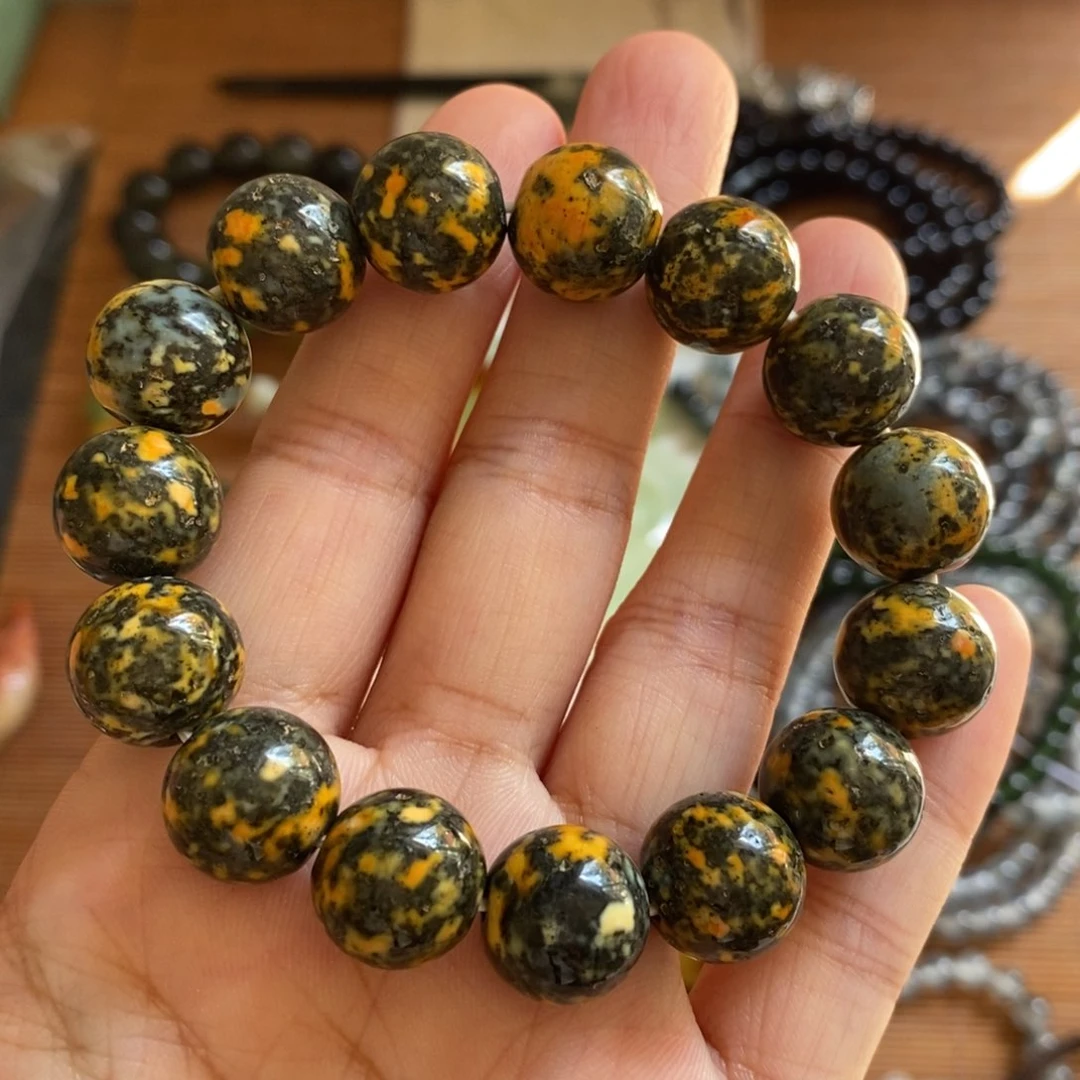 咸***宝蛇纹石玉未镶嵌手链