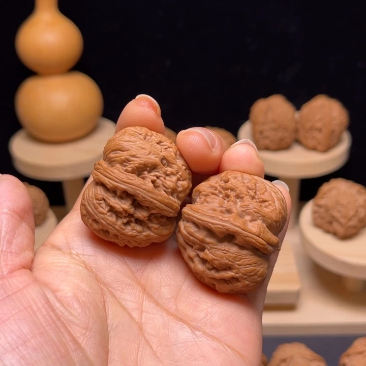 文玩核桃吊坠37元宝