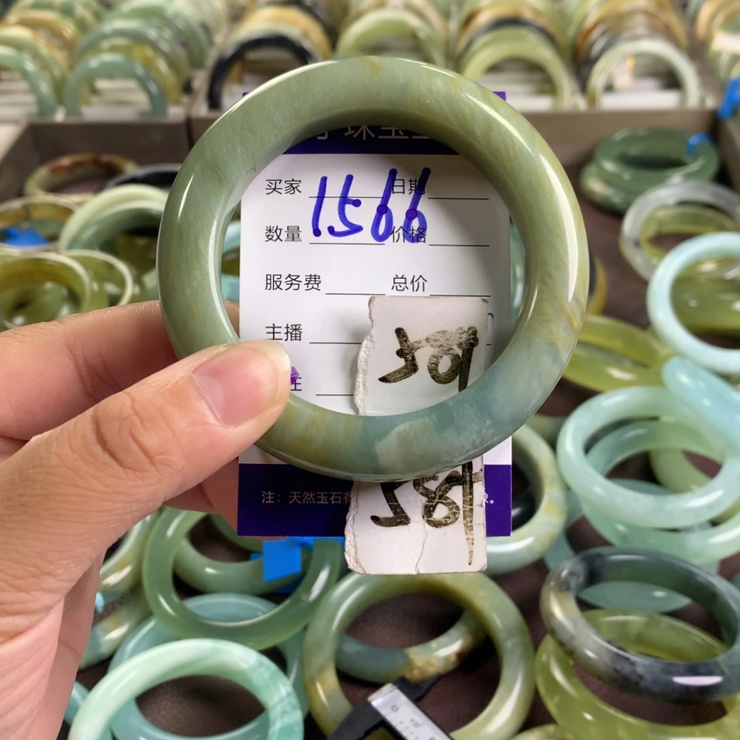 未镶嵌蛇纹石玉手镯1566