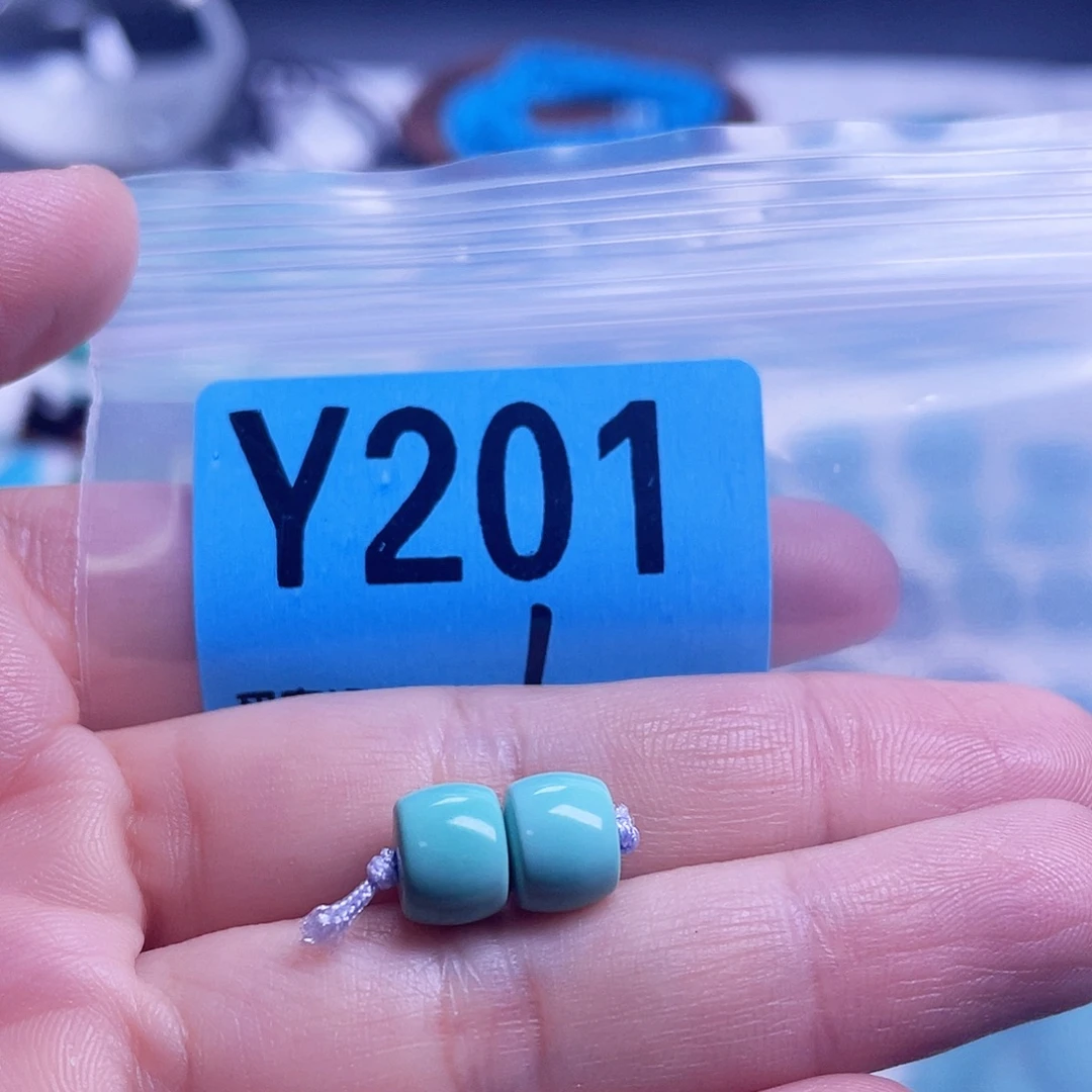 十堰原生态绿石头特色手工配饰