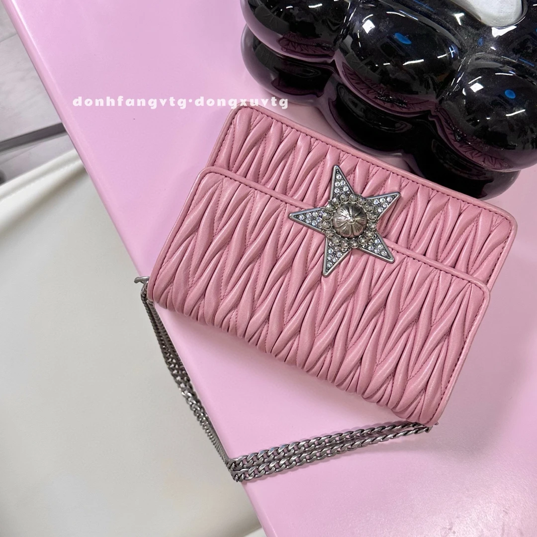 95新 MIU MIU/缪缪 miumiu 樱花粉星星woc斜挎包K