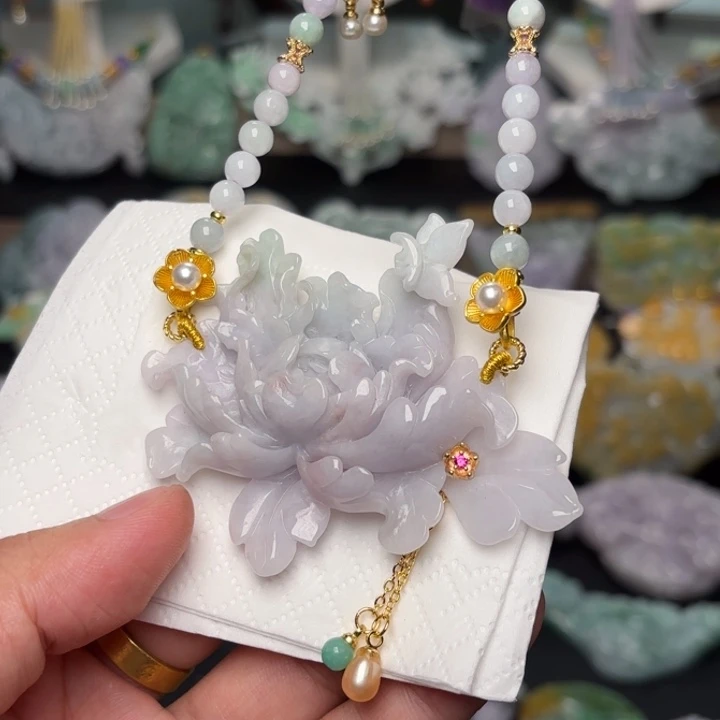 翡翠未镶嵌颈饰吊坠