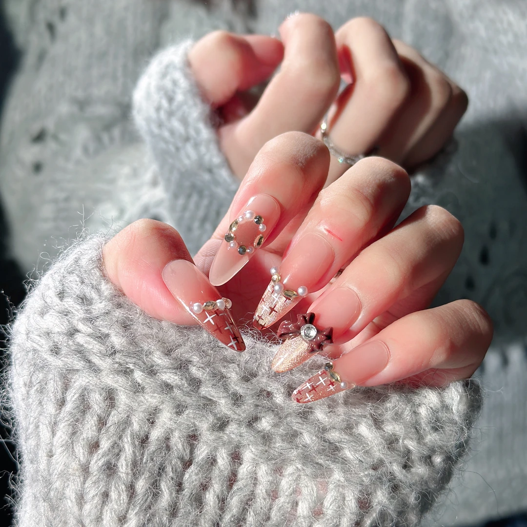 【04】YYDS穿戴甲气质小香风2025新款网红流行色可拆卸穿戴甲