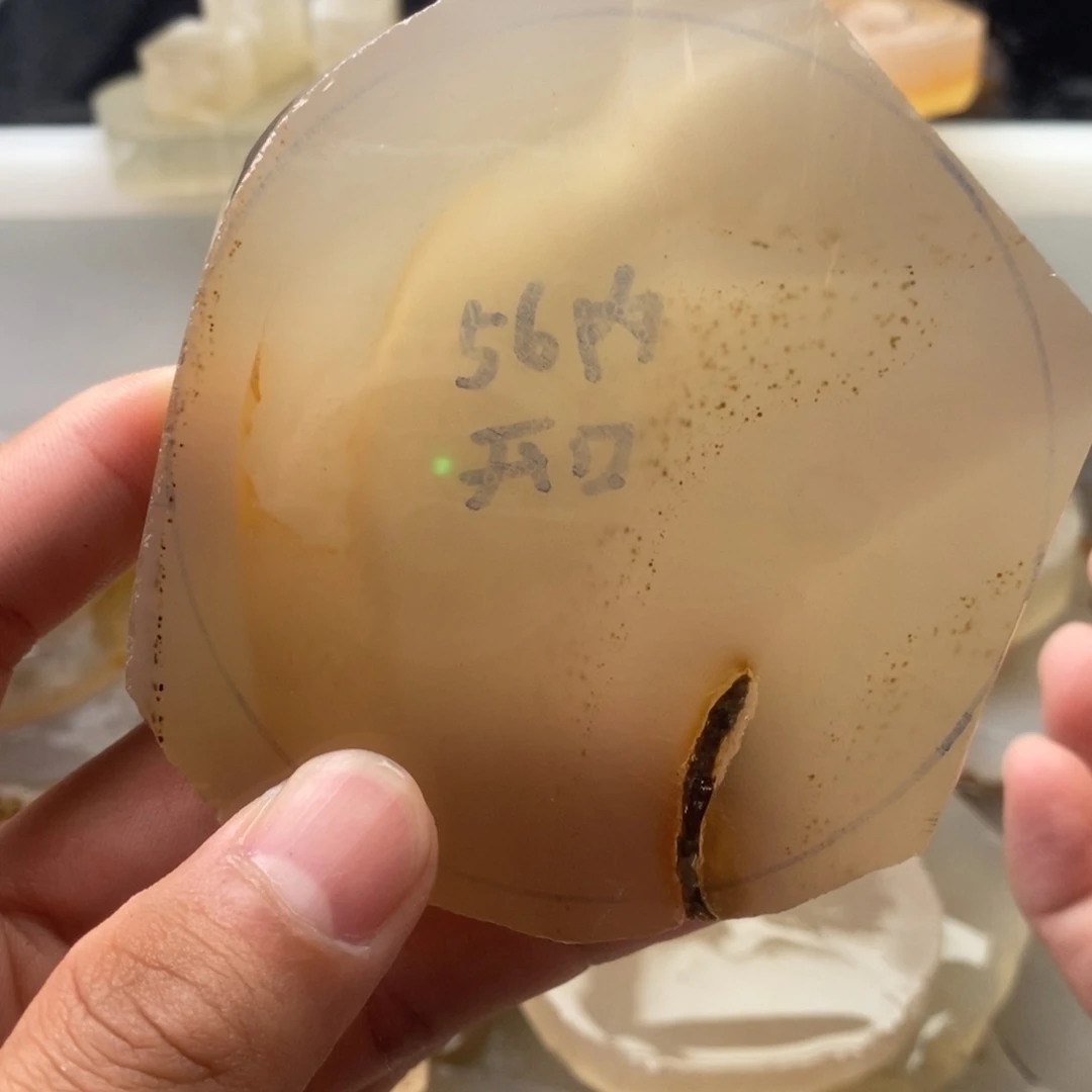 定制玛瑙饼***?玛瑙手镯定制