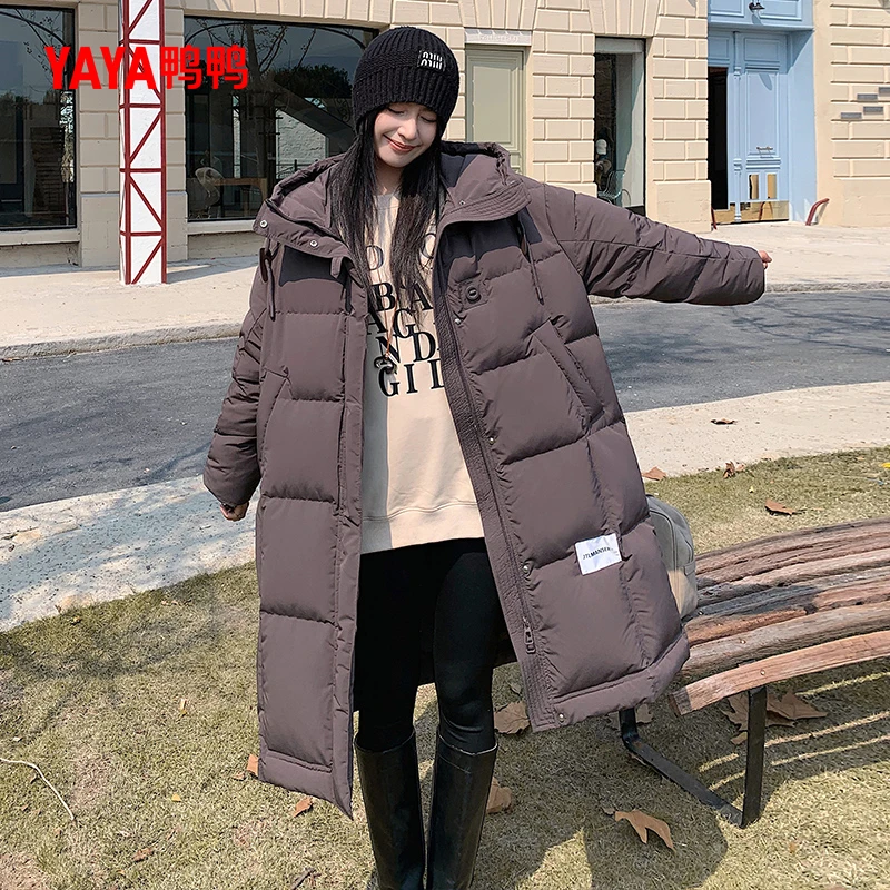 2025年鸭鸭冬季新款过膝长款纯色羽绒服保暖立领连帽外套女