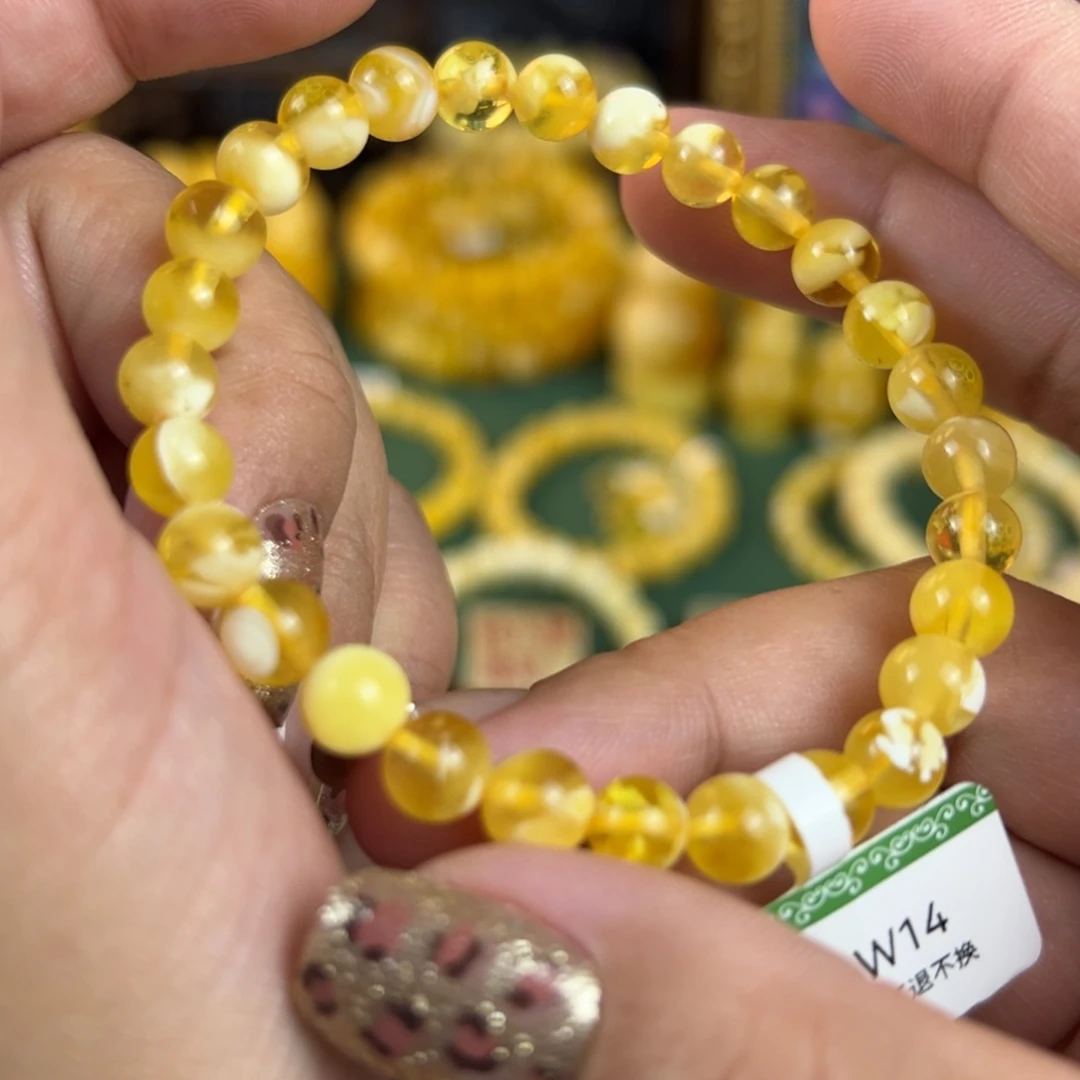 未镶嵌琥珀珠宝奇石