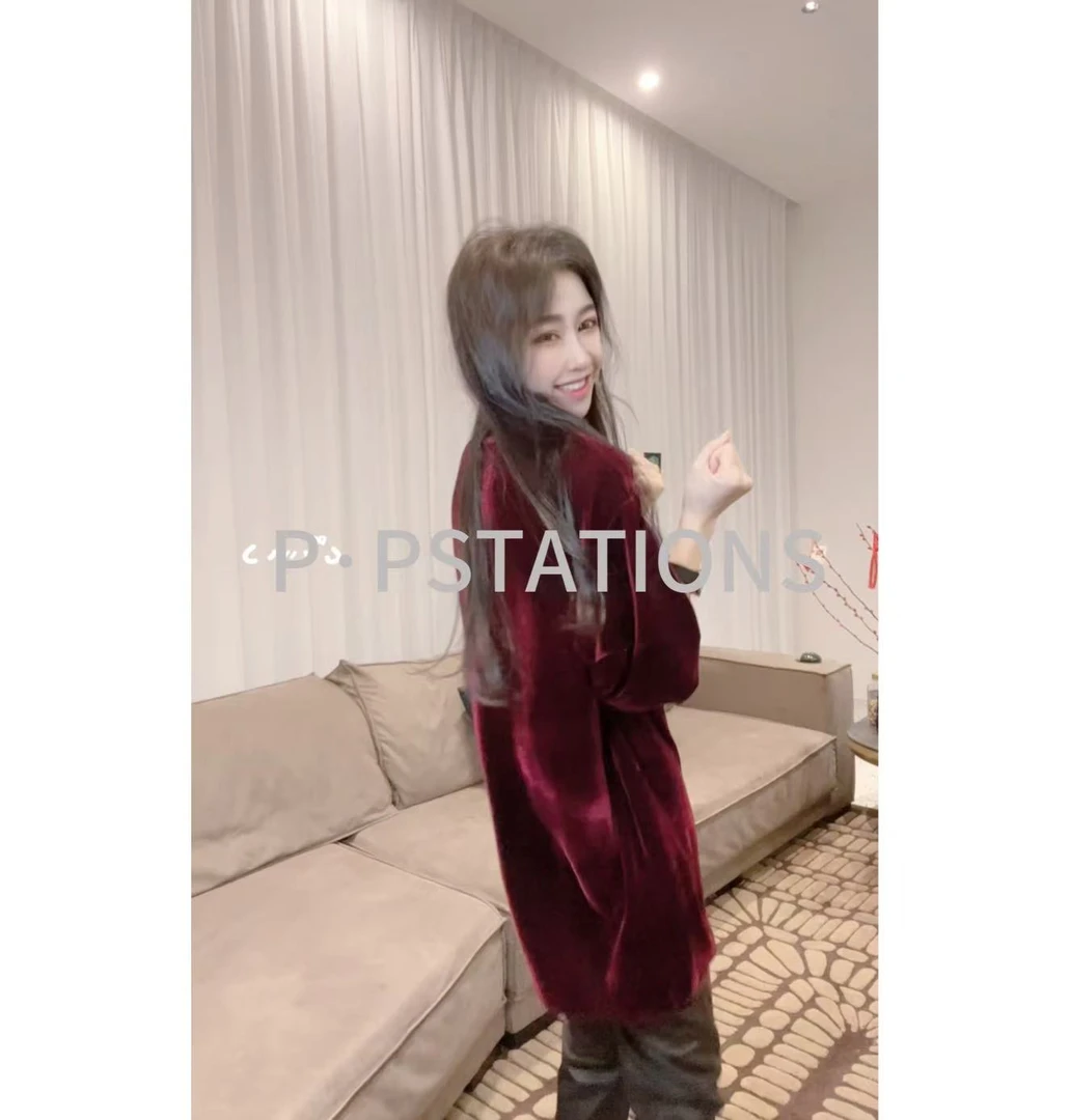 PP 2025｜雪下的伞 丝绒打底洋气宽松款式