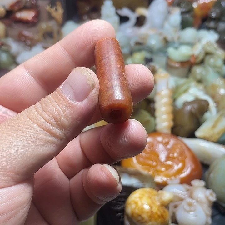 颈饰未镶嵌和田玉（糖玉）