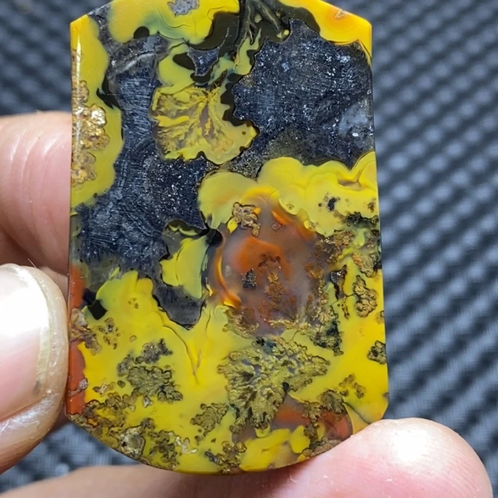 玛瑙/玉髓颈饰未镶嵌猎***队