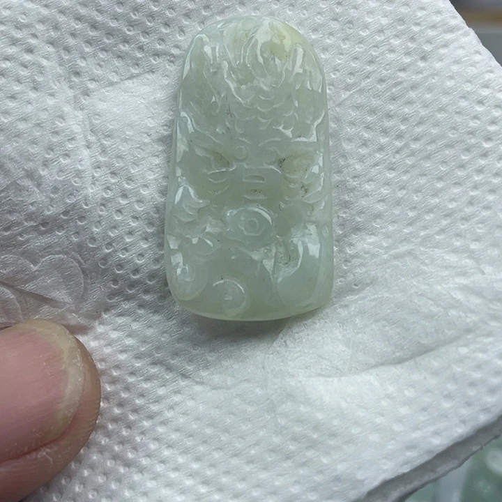 翡翠散珠天然缅甸翡翠吊坠