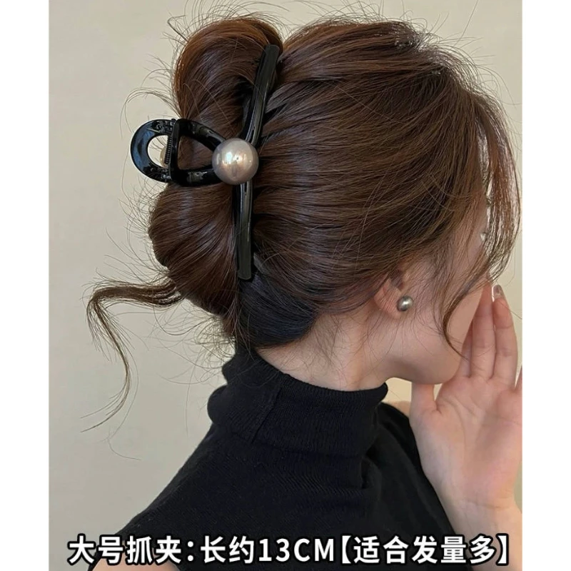 高级感大贝珠气质抓夹女新款发夹后脑勺鲨鱼夹头饰盘头发网红抓夹